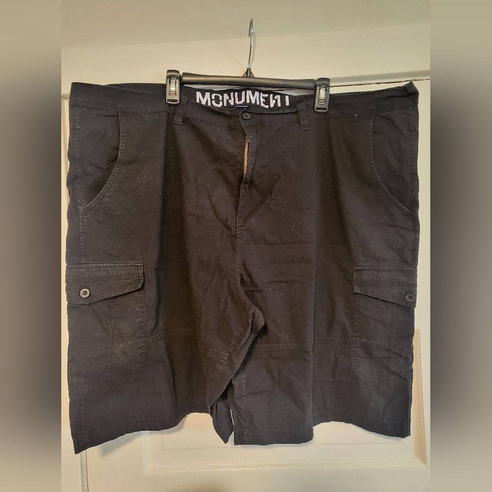 Momentum Shorts size 50 Waist